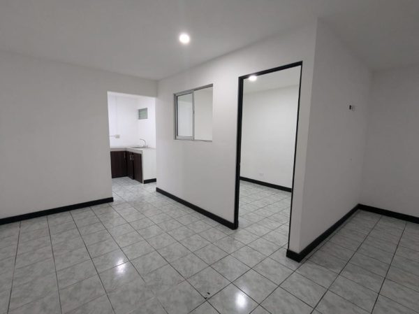 Se alquila apartamento en Guadalupe, cerca Novacentro